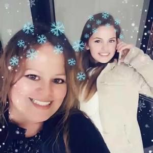 Meet your Posher, Naomi